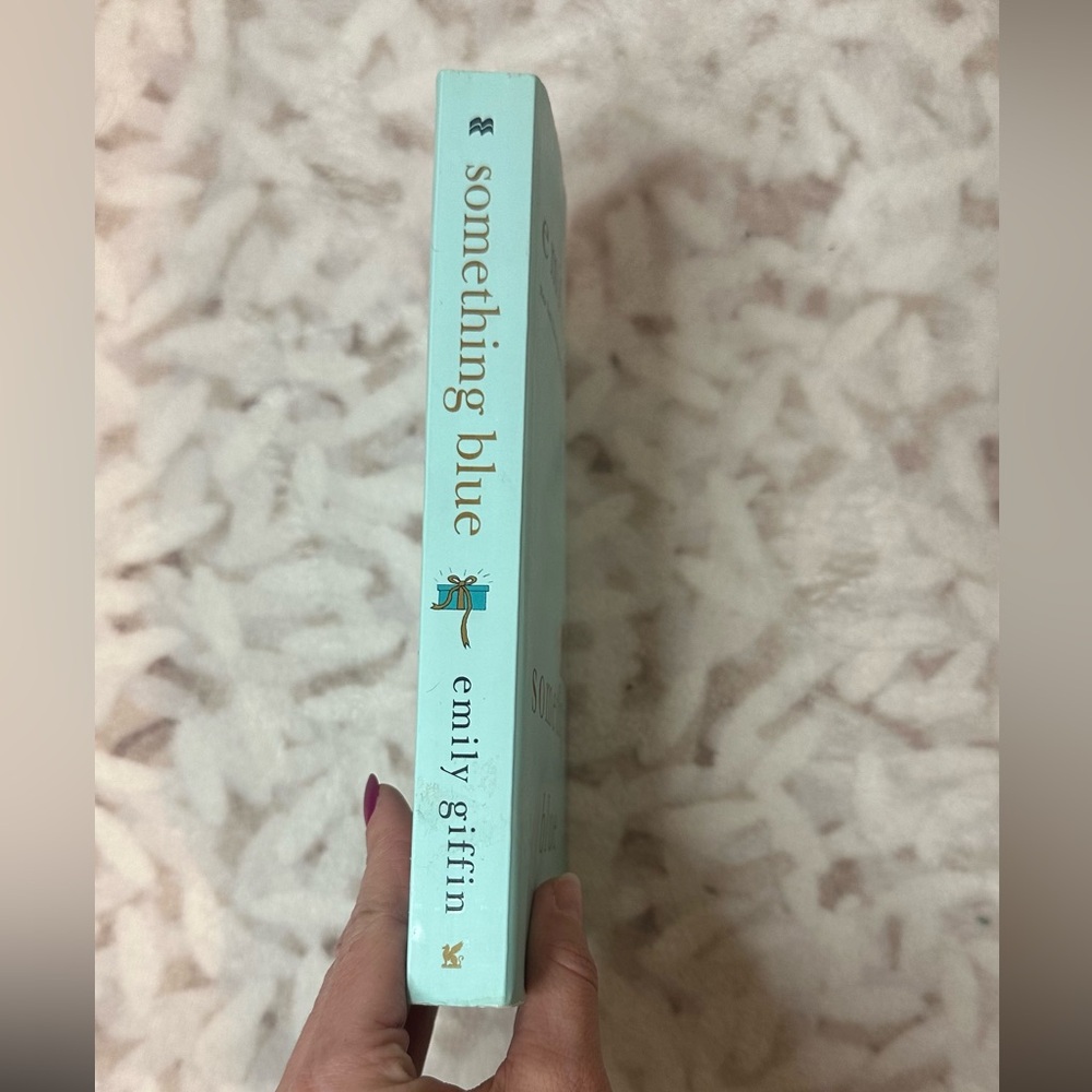 Something Blue by Emily Giffin Book - Picture 2 of 3